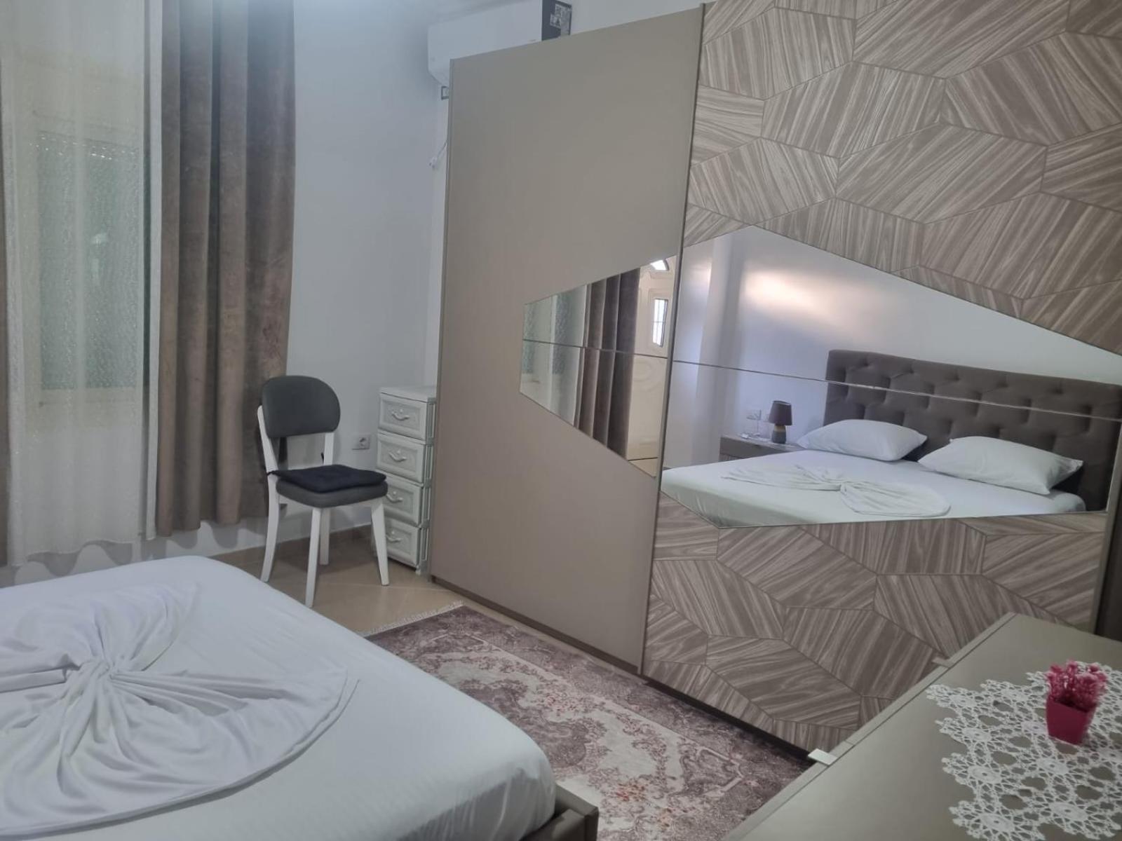 Vila Megi-Rent Room Vlorë 외부 사진