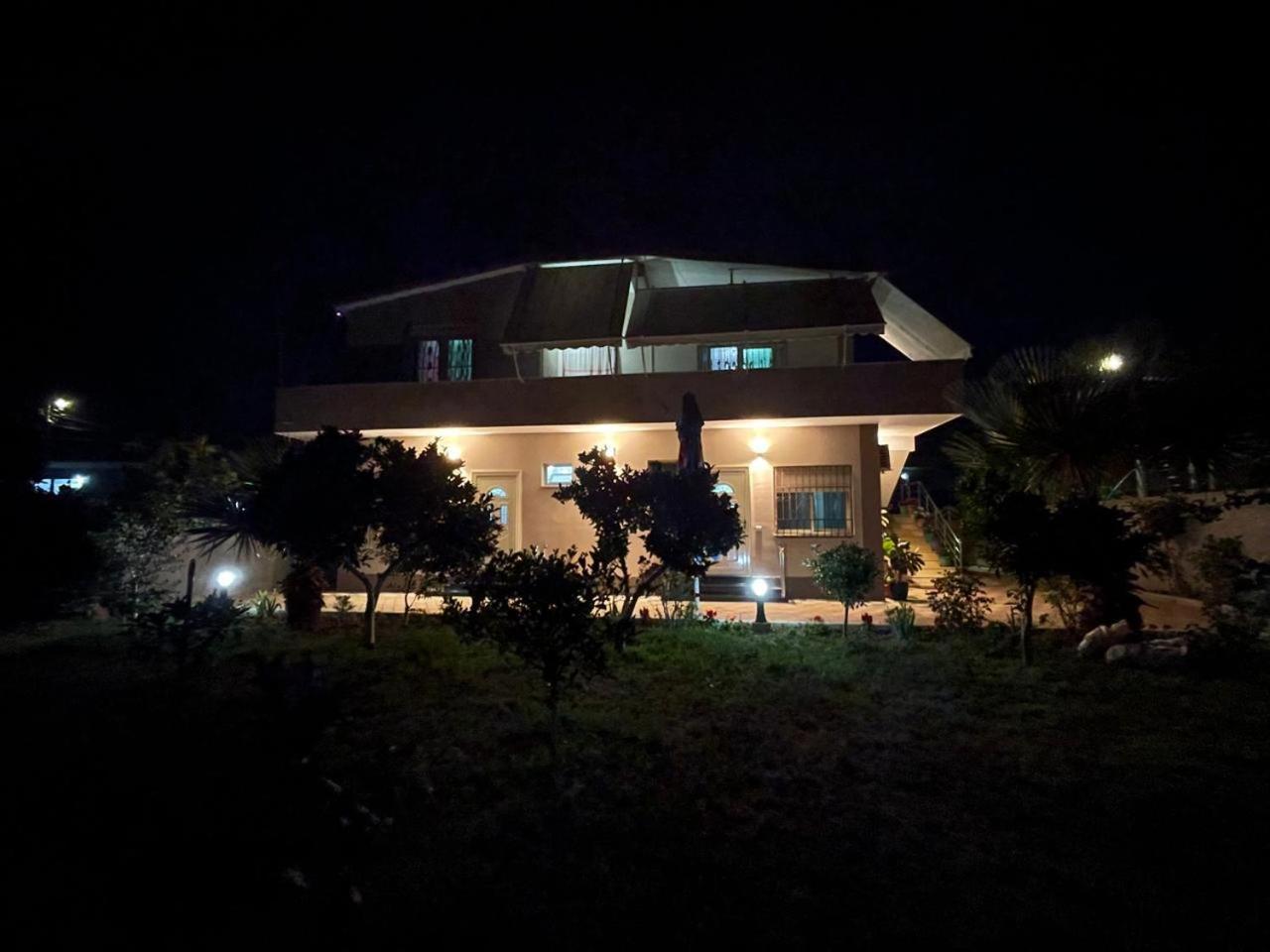 Vila Megi-Rent Room Vlorë 외부 사진