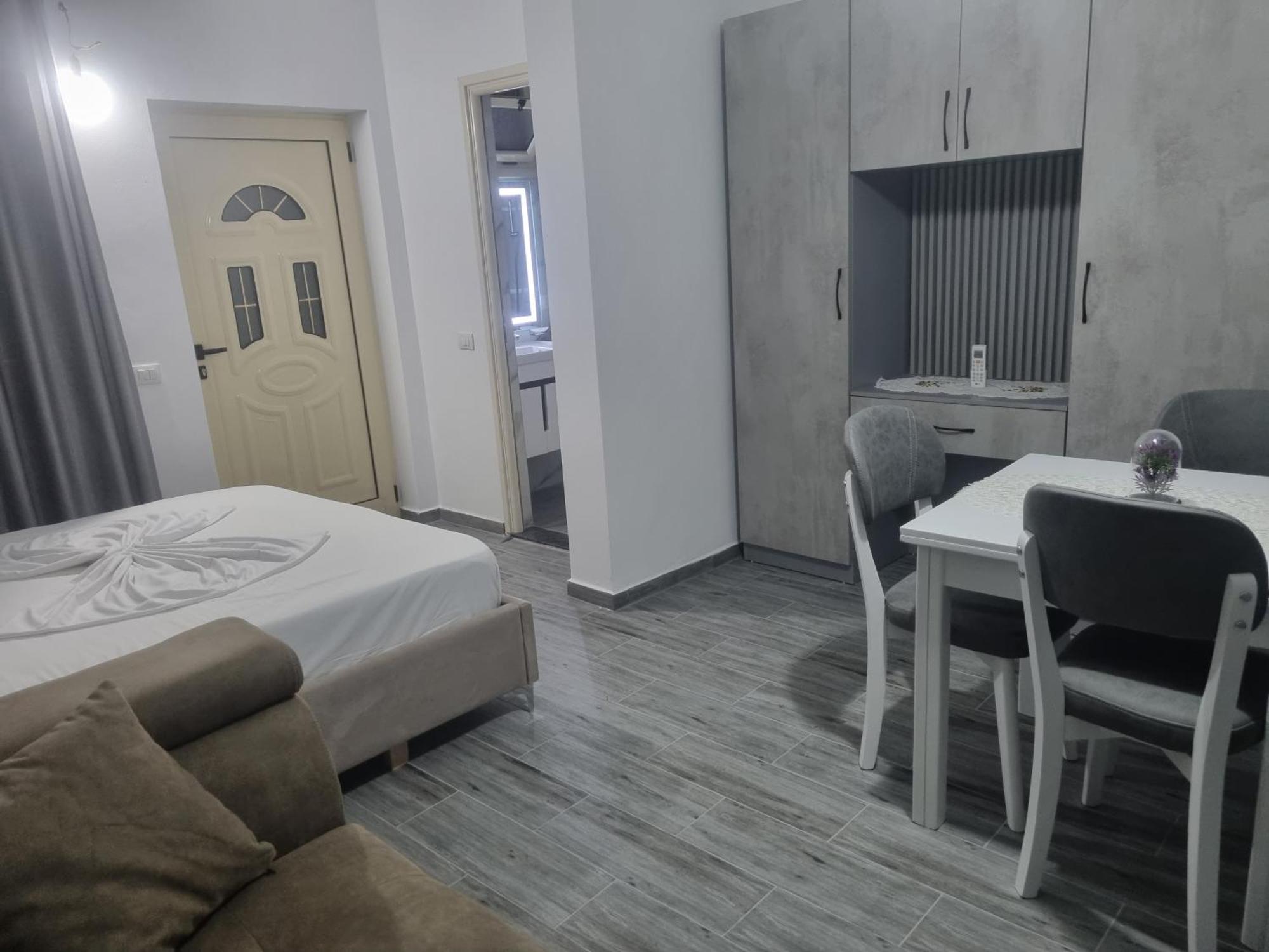 Vila Megi-Rent Room Vlorë 외부 사진
