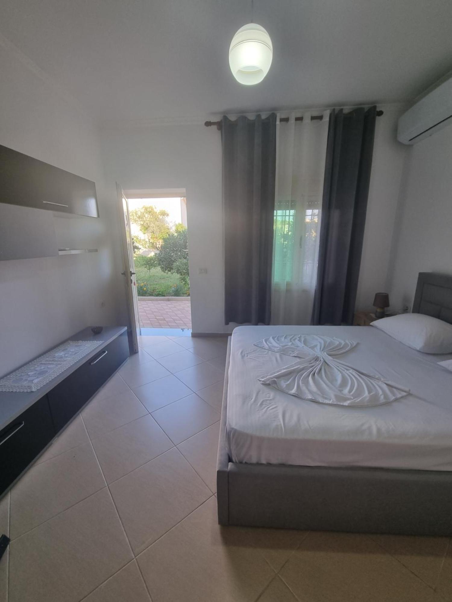 Vila Megi-Rent Room Vlorë 객실 사진