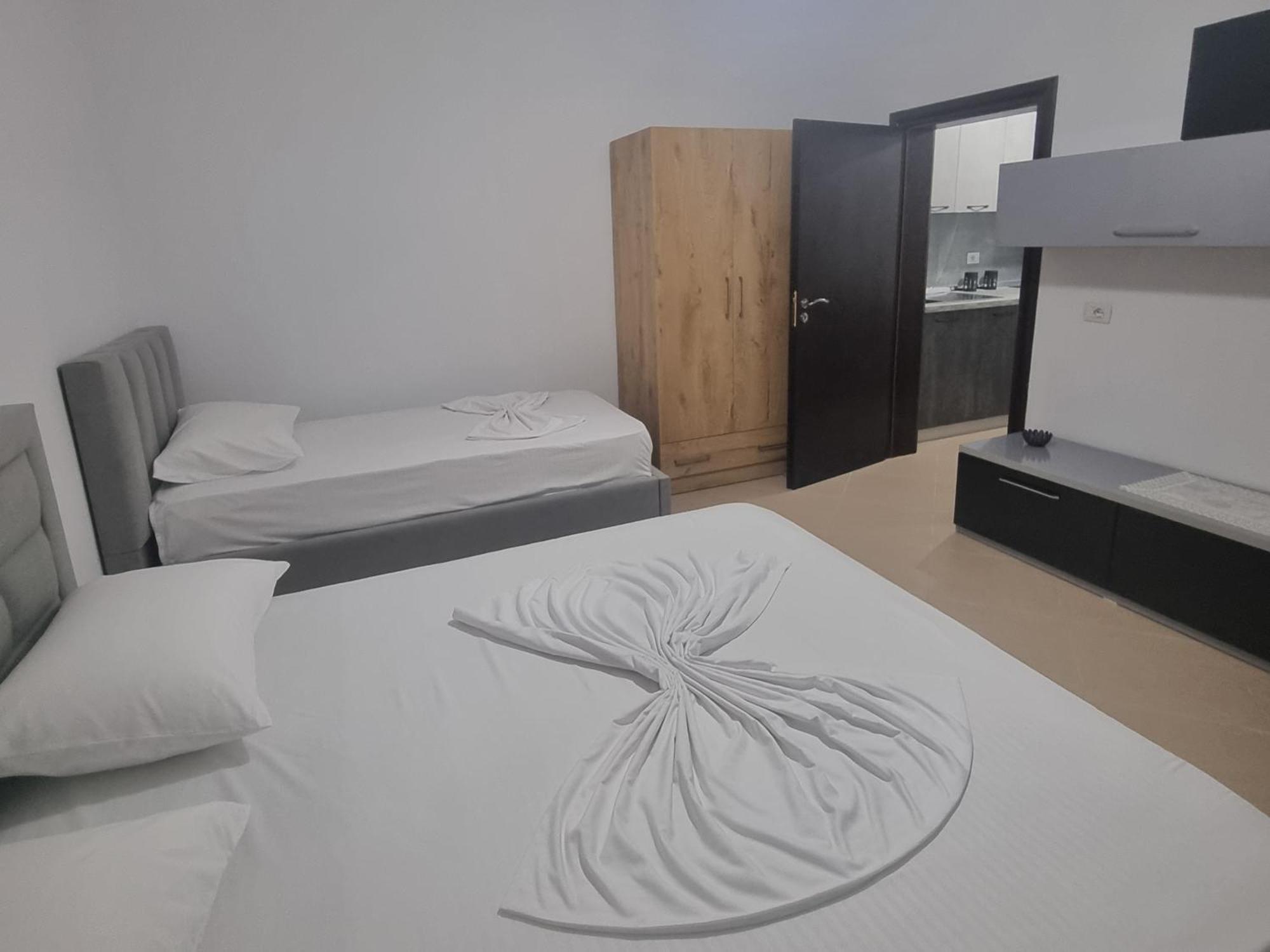 Vila Megi-Rent Room Vlorë 외부 사진