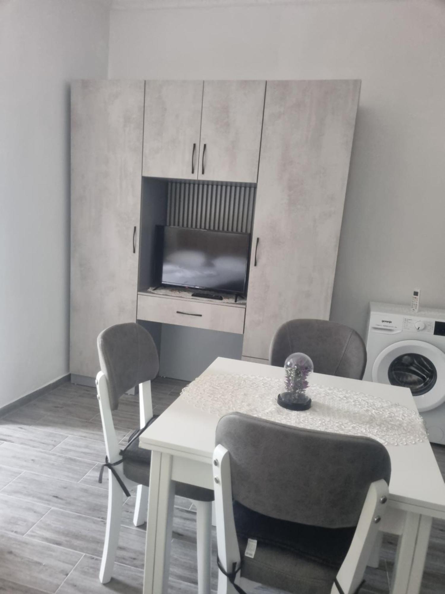 Vila Megi-Rent Room Vlorë 외부 사진